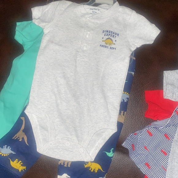 Carters size 12 months baby clothes 3 out fits free Onesie - Picture 5 of 6